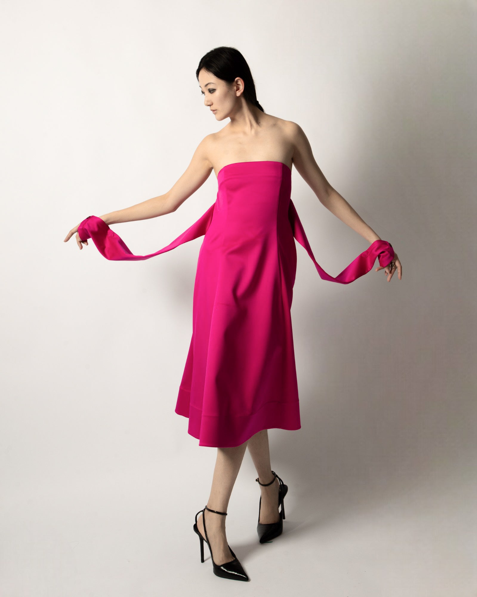 MAGENTA MIDI DRESS